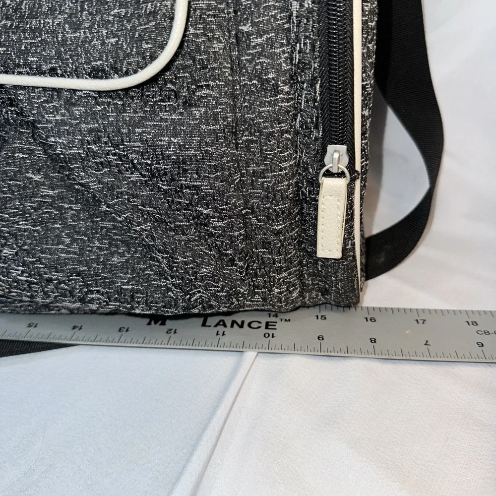 Large Diaper Bag/Fashion Tote CARTER'S Heather Gray/Off-white